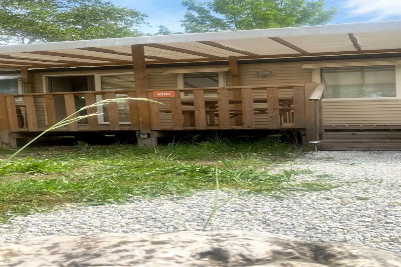 La Roque D'Antheron - Mobile-Home - 6 Pers - 3 Ch - Piscine 外观 照片