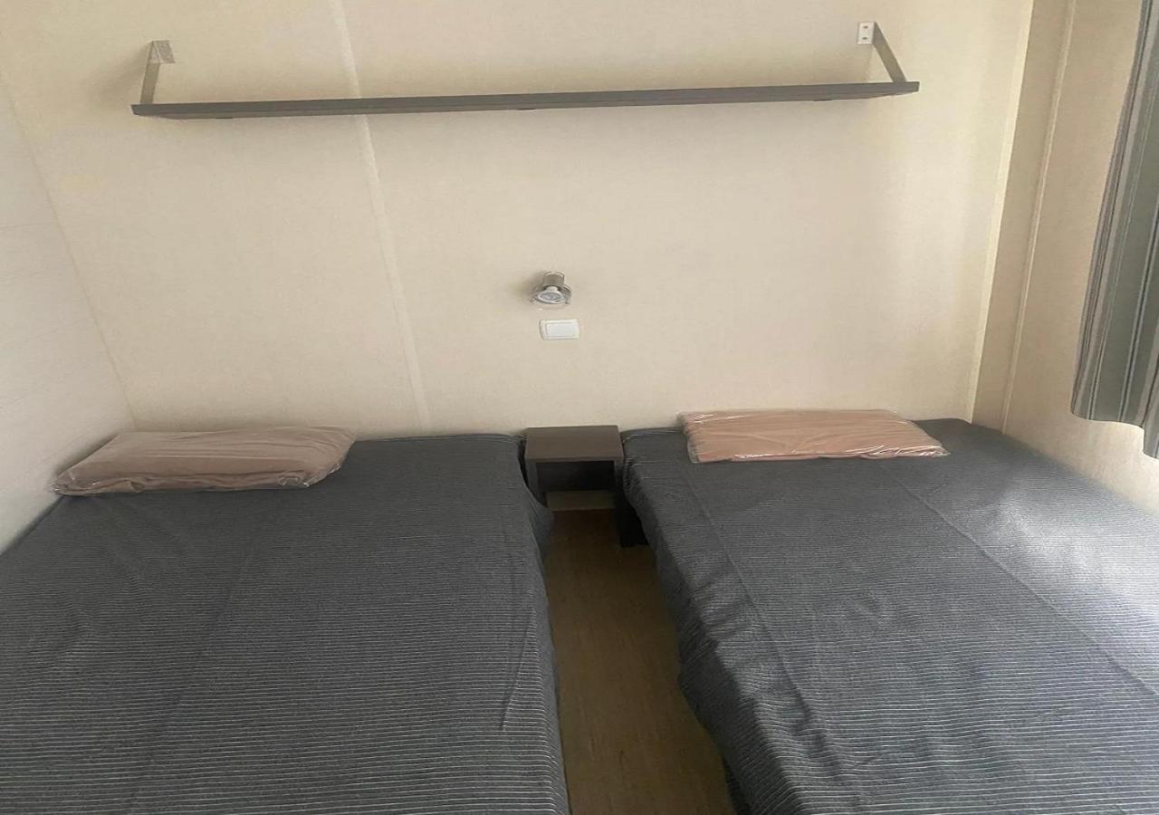 La Roque D'Antheron - Mobile-Home - 6 Pers - 3 Ch - Piscine 外观 照片