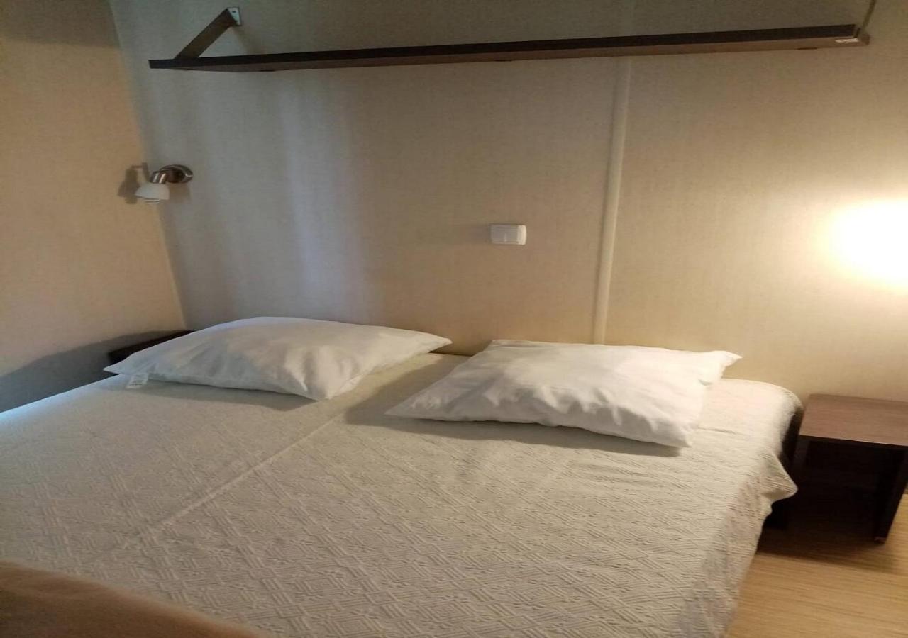 La Roque D'Antheron - Mobile-Home - 6 Pers - 3 Ch - Piscine 外观 照片